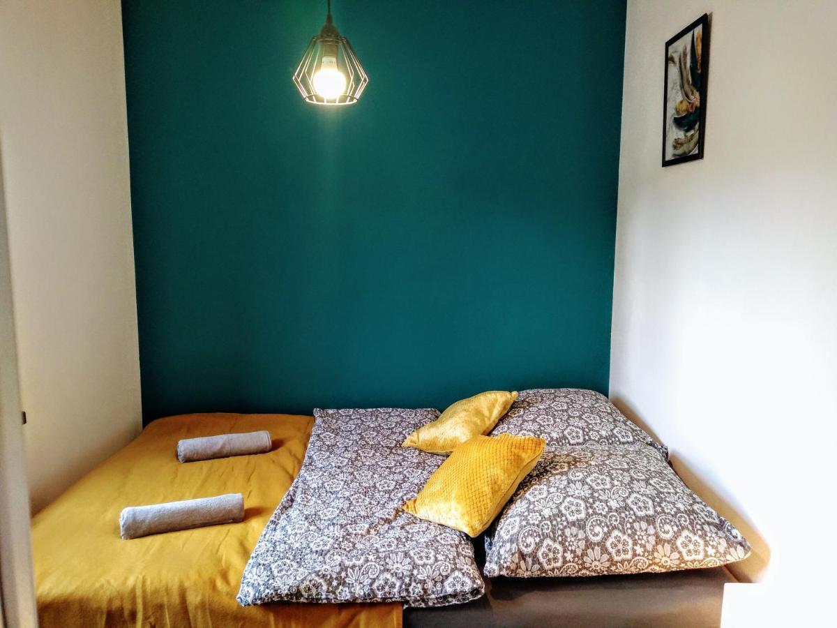 Apartamenty Jodlowa - Bilard - Bawialnia - Krolikarnia Krajno-Zagorze Bagian luar foto